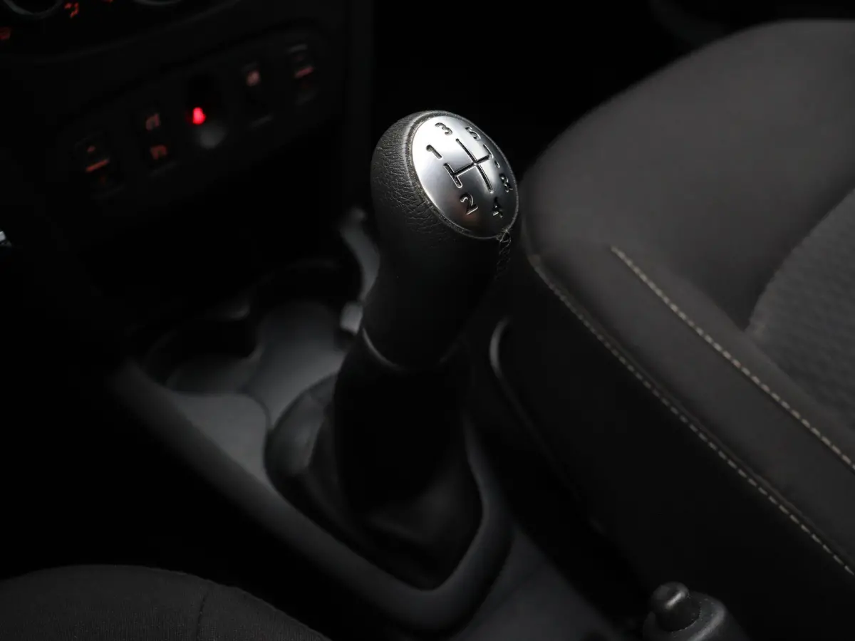 0.9 TCe SL Royaal | Dealer onderhouden | Achteruitrijcamera | Airco | Lichtmetalen velgen | Cruise control |