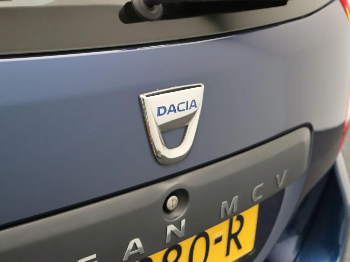 0.9 TCe SL Royaal | Dealer onderhouden | Achteruitrijcamera | Airco | Lichtmetalen velgen | Cruise control |