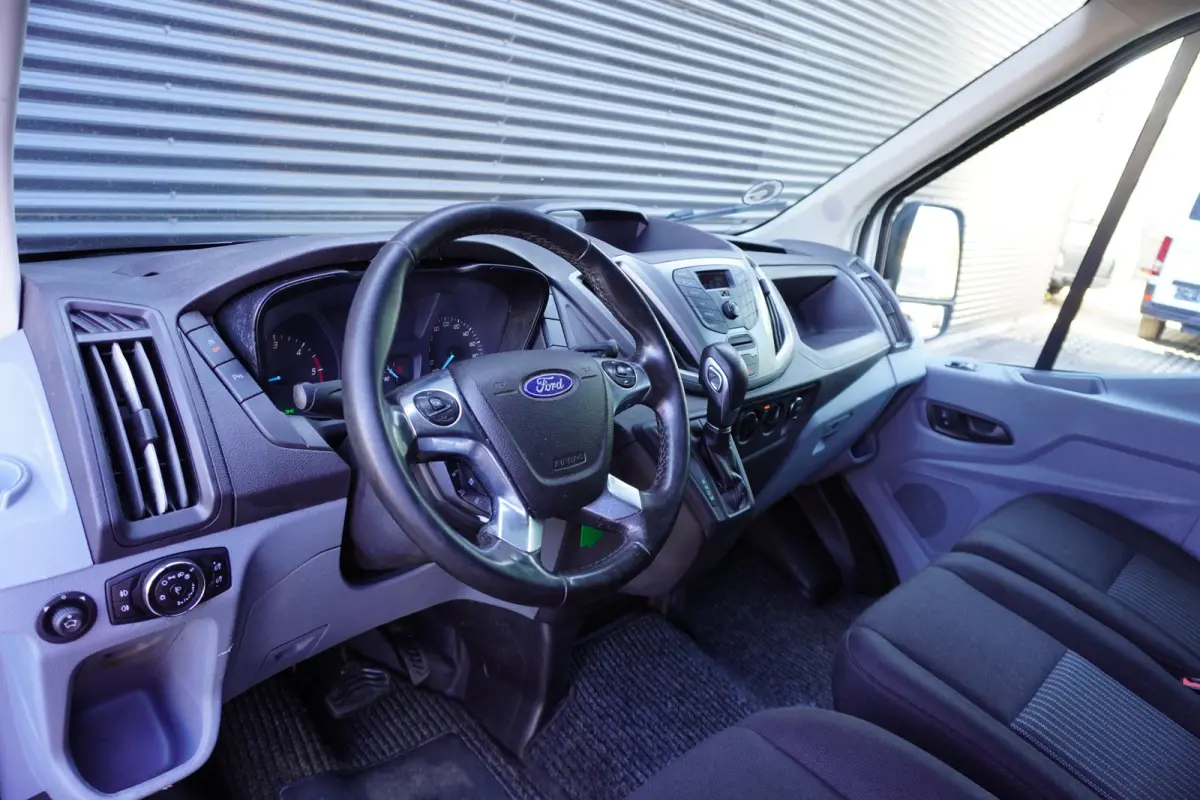 170pk Automaat L3H3 2 Schuifdeuren Airco Cruise control Werkplaats inrichting 3-Zits Parkeersensoren