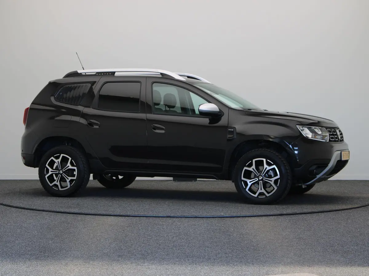1.3 TCe 4x4 Prestige | Trekhaak 1500kg geremd | Lederen bekleding | Cimate control | Achteruitrijcamera | Dodehoek detectie |