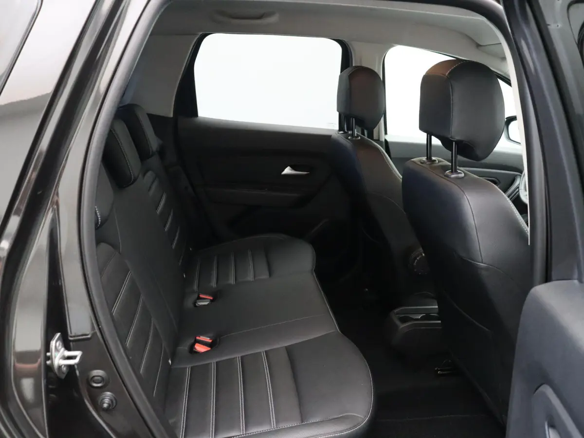1.3 TCe 4x4 Prestige | Trekhaak 1500kg geremd | Lederen bekleding | Cimate control | Achteruitrijcamera | Dodehoek detectie |