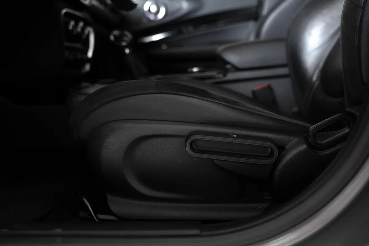 1.5 Cooper Chili Serious Business / Pano / Harman Kardon / Clima / Orig. NL