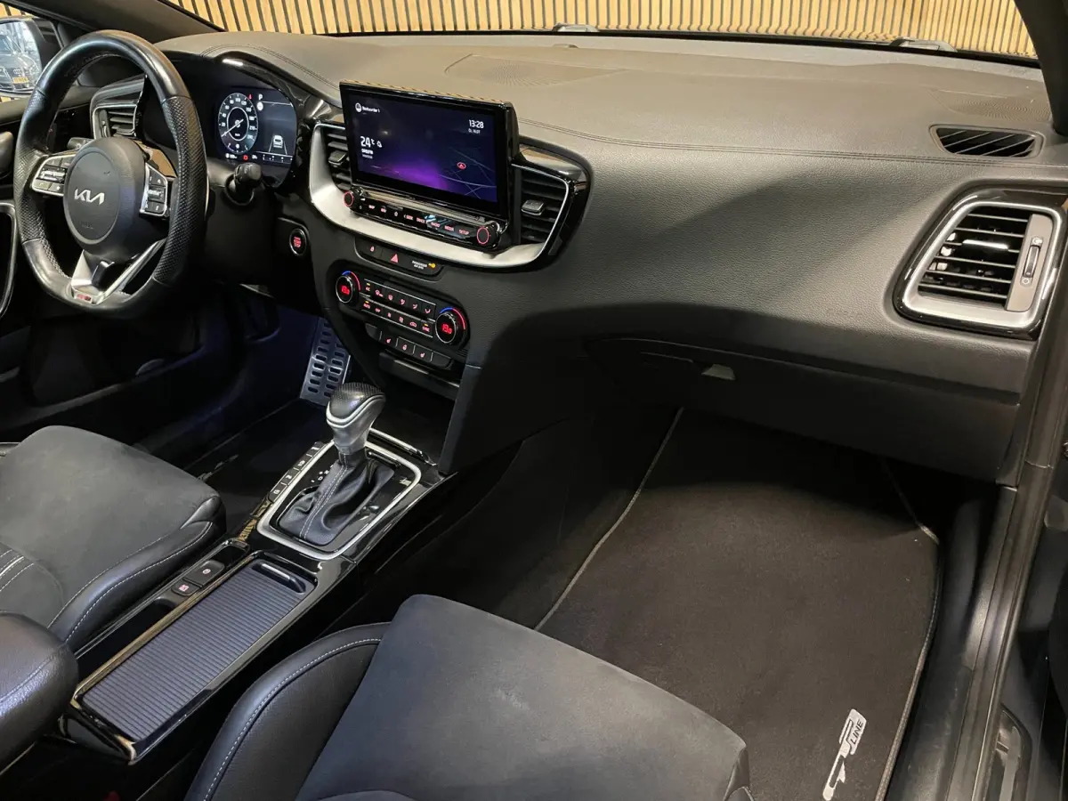 1.5 T-GDi GT-PlusLine|160PK|ACC|AFN.TREKHAAK|PANO|DIGITAL|STOEL V+A/+STUURVERW.|CAMERA|CARPLAY|CLIMA+CRUISE|NL|NAP|