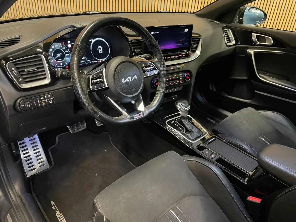 1.5 T-GDi GT-PlusLine|160PK|ACC|AFN.TREKHAAK|PANO|DIGITAL|STOEL V+A/+STUURVERW.|CAMERA|CARPLAY|CLIMA+CRUISE|NL|NAP|