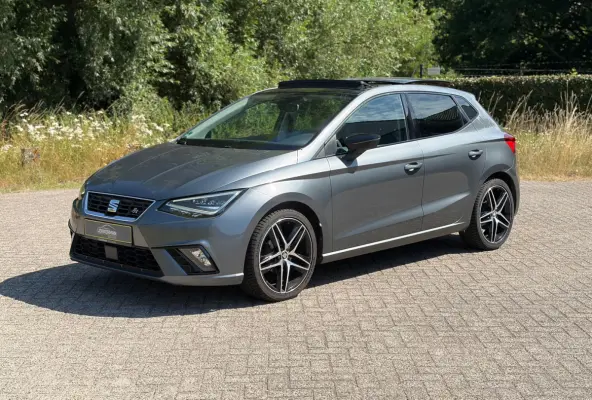 1.0 TSI FR PANO I 95PK I CARPLAY I LED I VOLL DEALER ONDH I 1E EIG