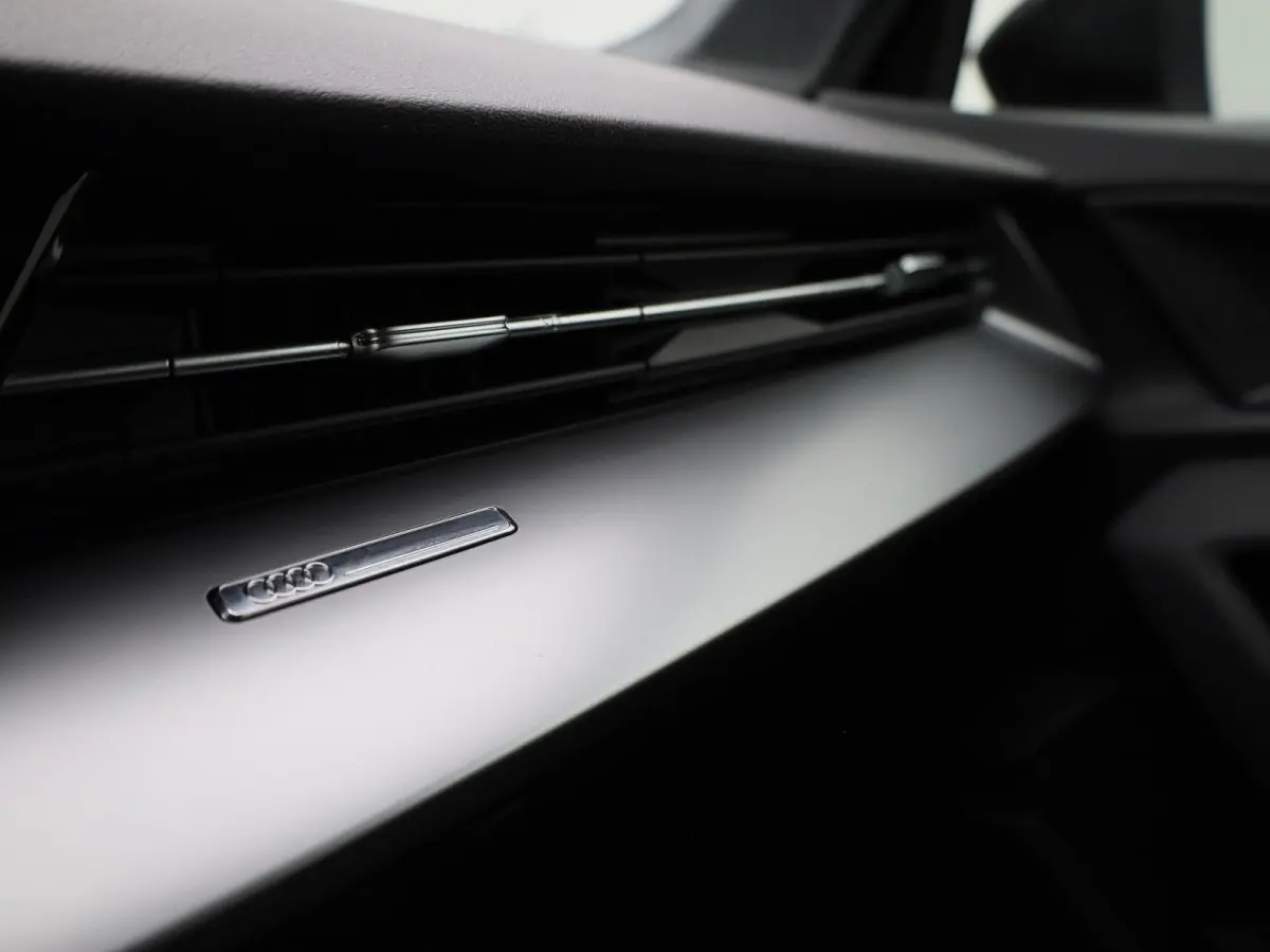 30 TFSI Advanced edition