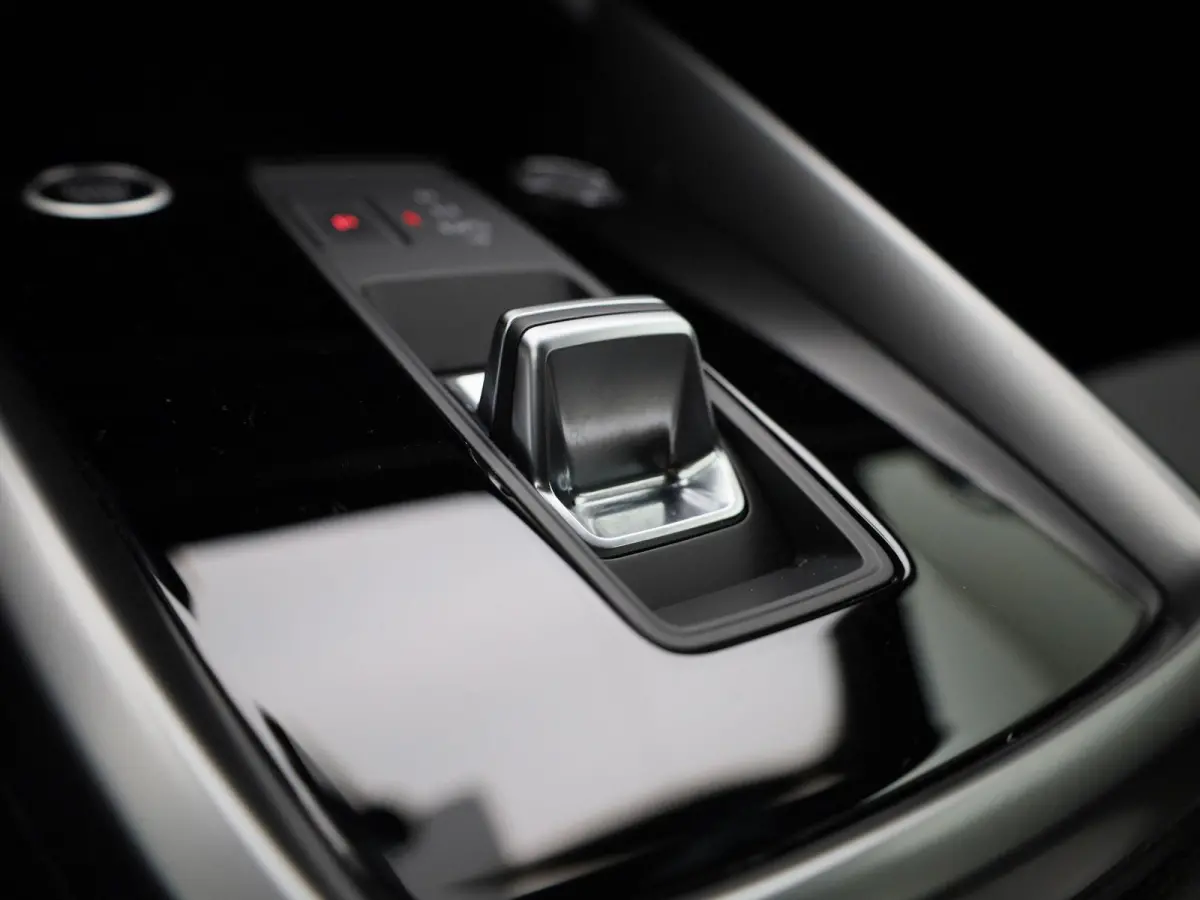 30 TFSI Advanced edition