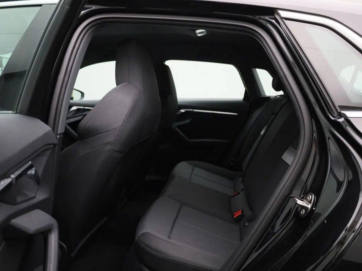 30 TFSI Advanced edition