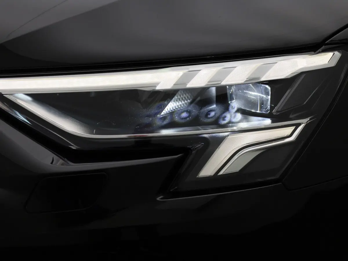 30 TFSI Advanced edition