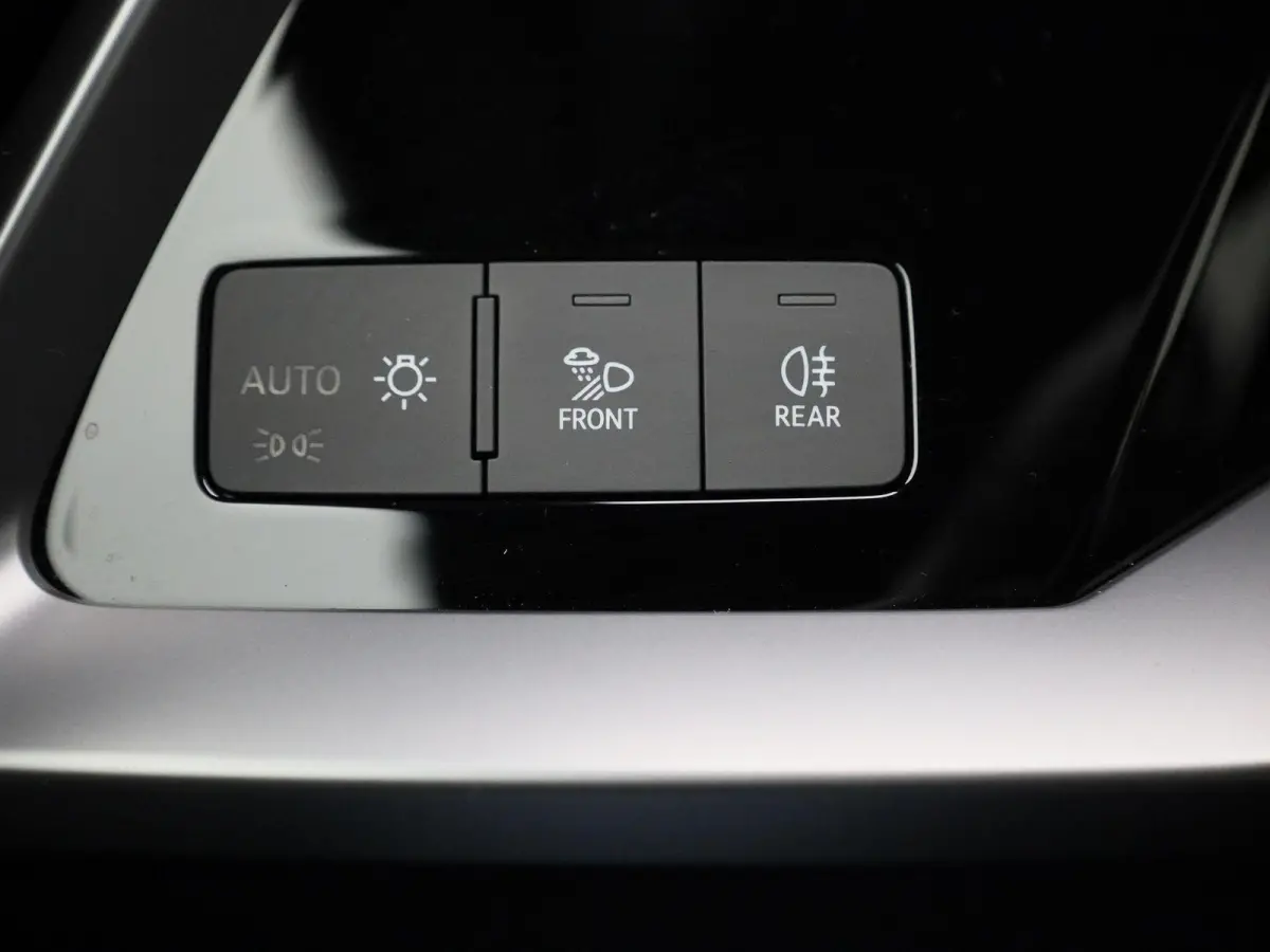 30 TFSI Advanced edition