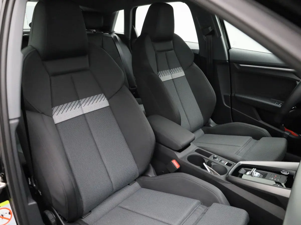 30 TFSI Advanced edition