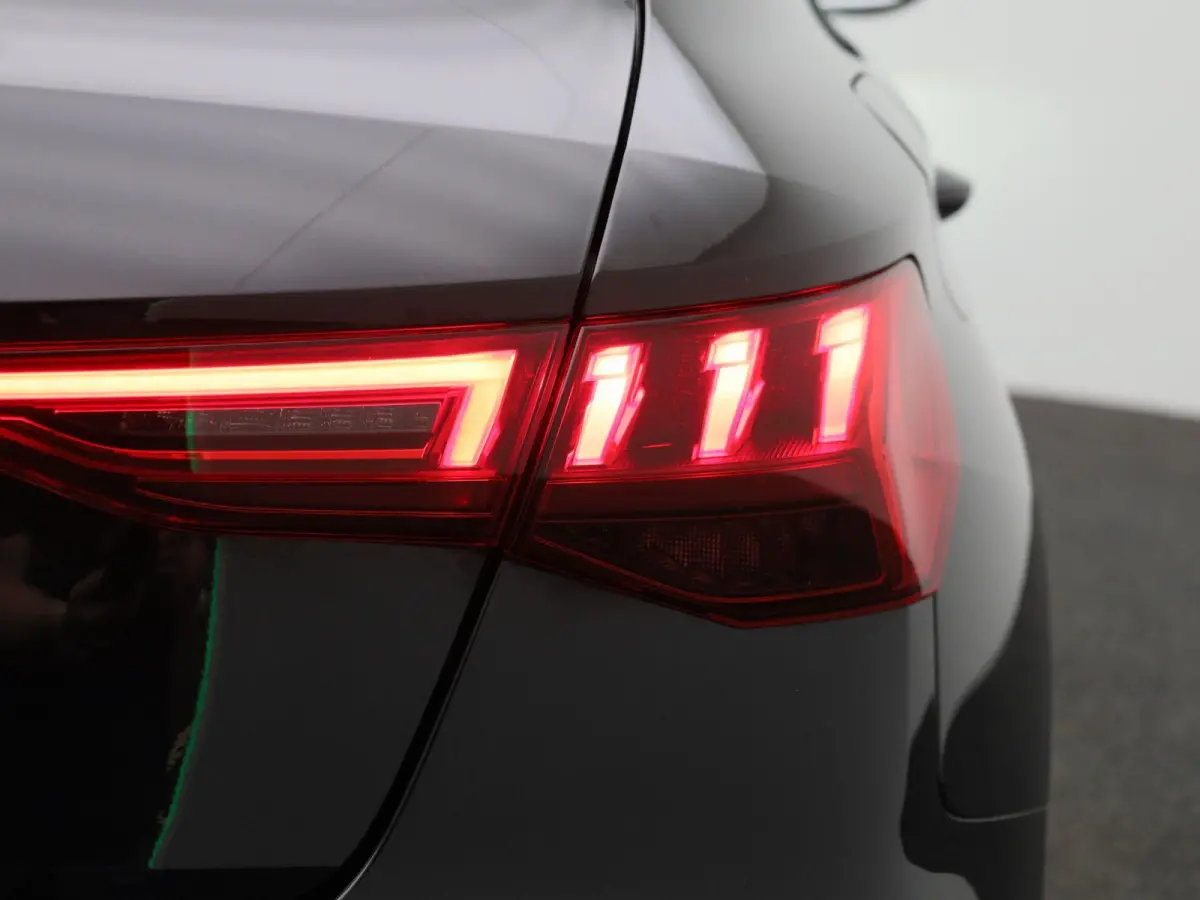 30 TFSI Advanced edition