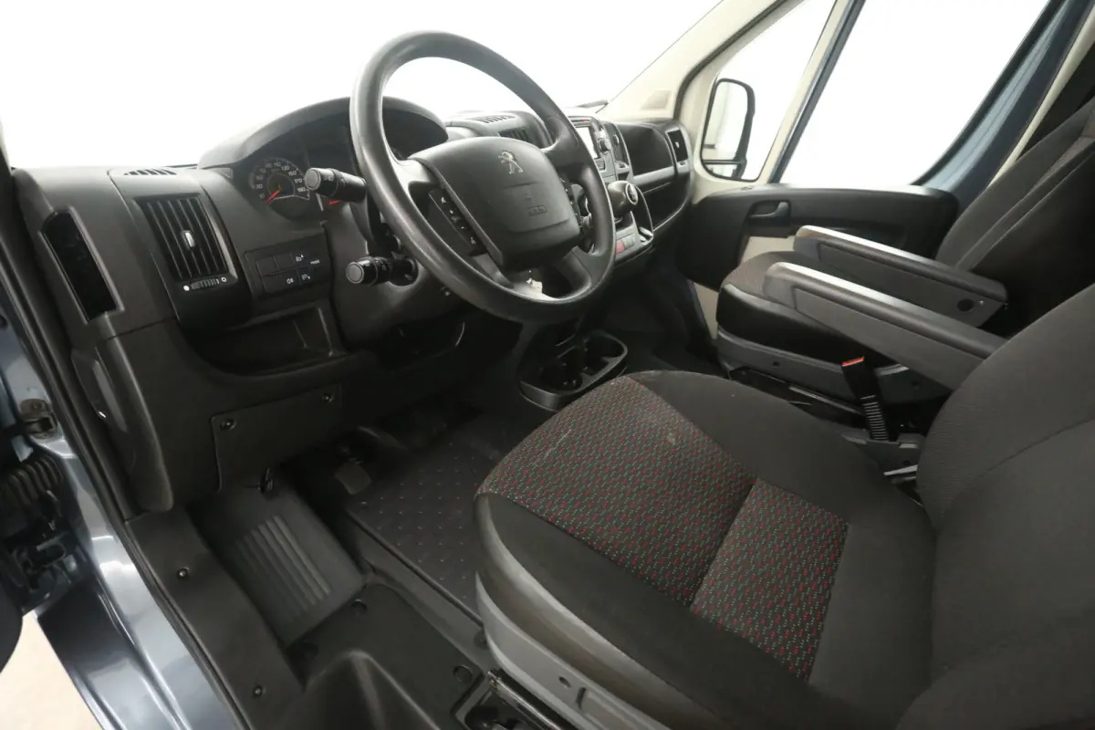 2.0 BlueHDI L2H1 | Dubbele Cabine | Marge | Airco | Camera | Cruise | Trekhaak | LED