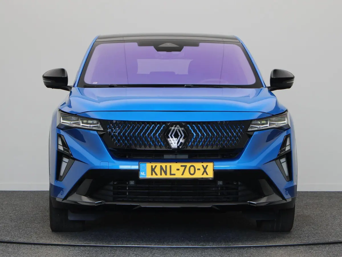 1.2 E-Tech full hybrid 200 esprit Alpine | Head up display| Stoel massage | Stoelverwarming | Stuurverwarming | Climate control |