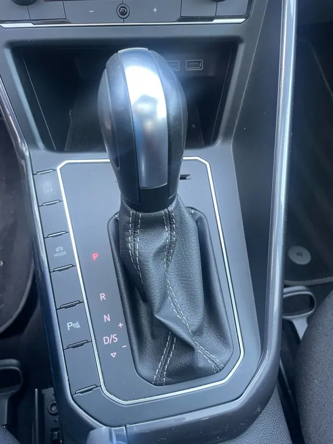 1.0 TSI R-line 2X | NL-auto | panoramadak | LED pakket