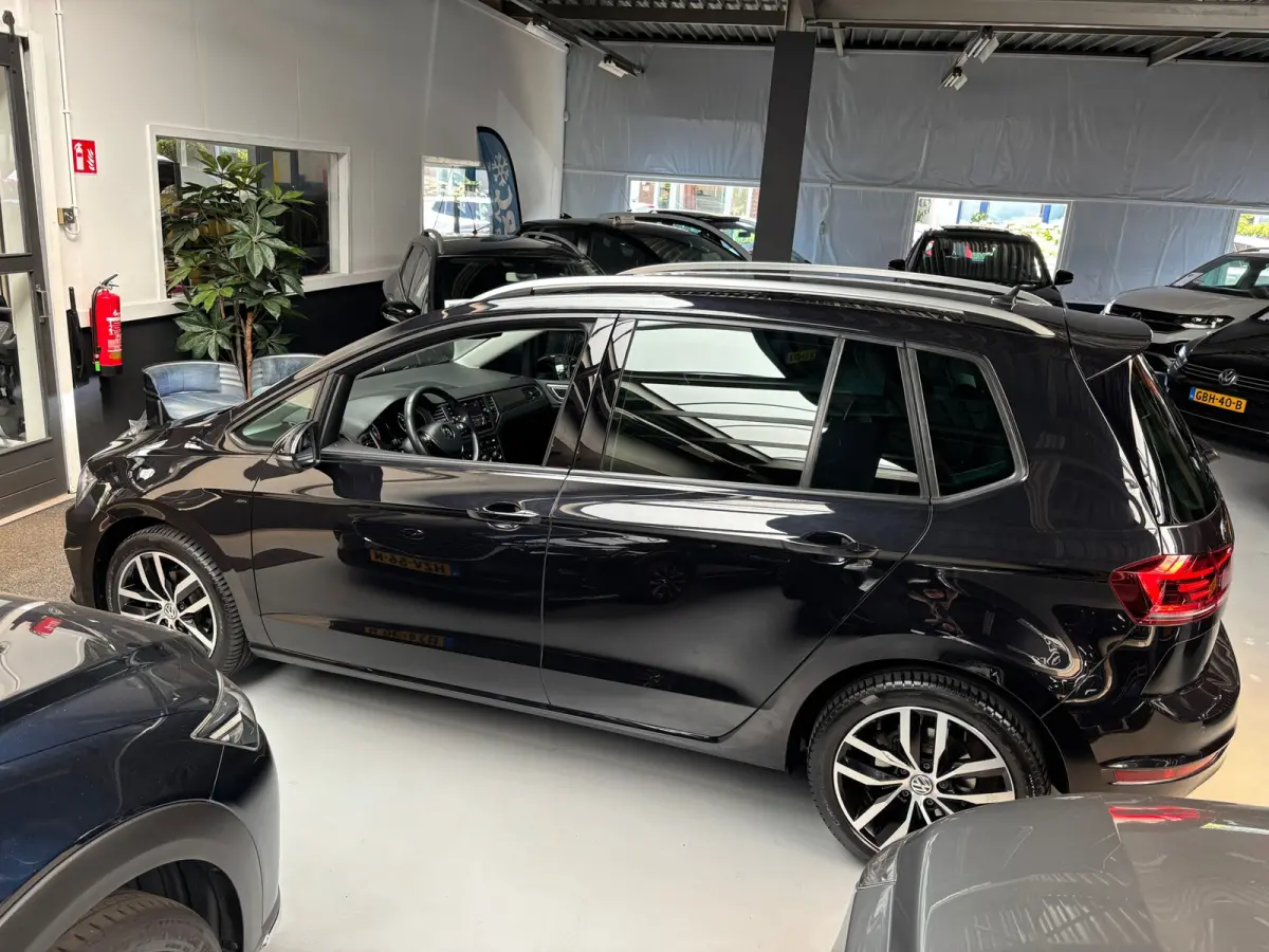 1.0 TSI Highline Edition Camera / Navigatie