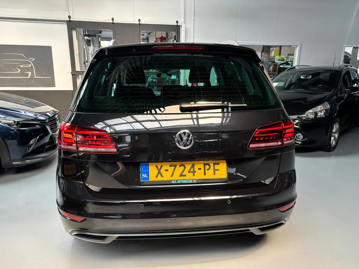 1.0 TSI Highline Edition Camera / Navigatie