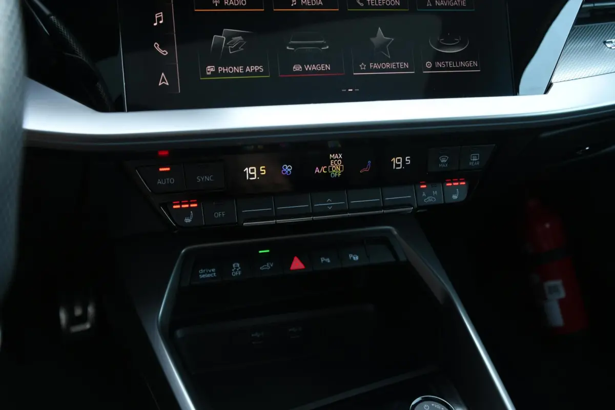 40 TFSI e S-line PANO | LEDER | S-LINE