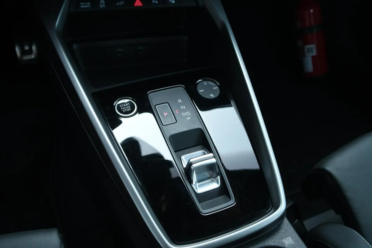 40 TFSI e S-line PANO | LEDER | S-LINE