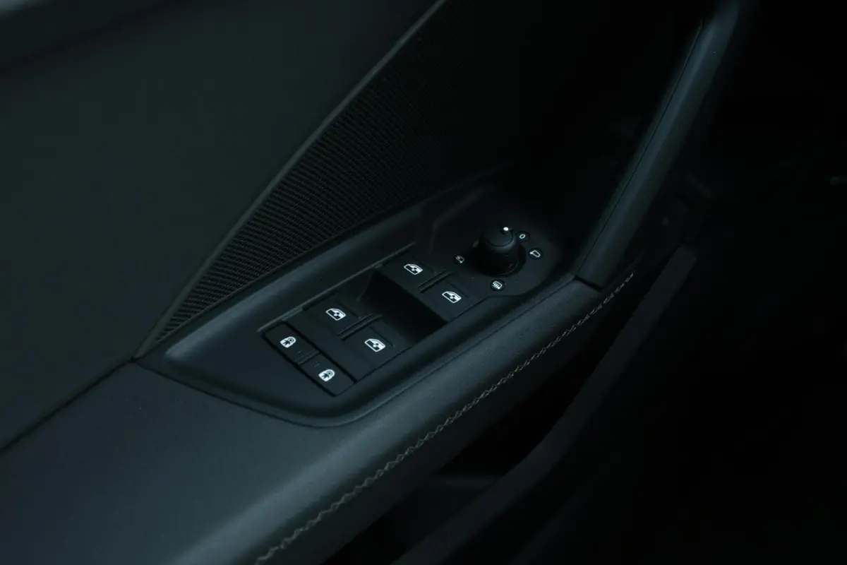 40 TFSI e S-line PANO | LEDER | S-LINE