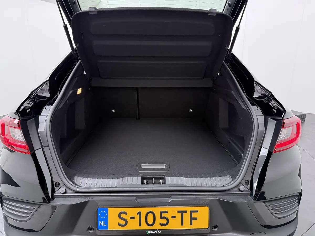 E-Tech Hybrid 145 R.S. Line | SoH 82% | Lederen Bekl. | Stoel- & Stuurverw. | Adapt. Cruise |