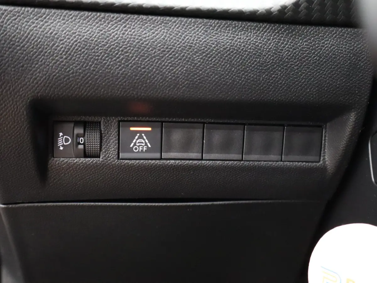 EV Active 50 kWh SOH 90% | Navigatie | Camera | Parkeersenoren | Apple Carplay/Android Auto | Climate Control