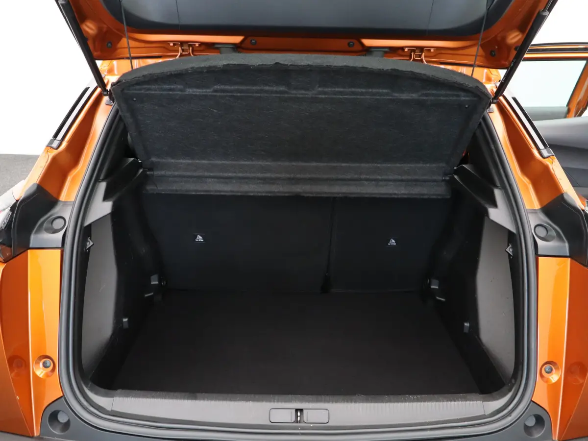 EV Active 50 kWh SOH 90% | Navigatie | Camera | Parkeersenoren | Apple Carplay/Android Auto | Climate Control