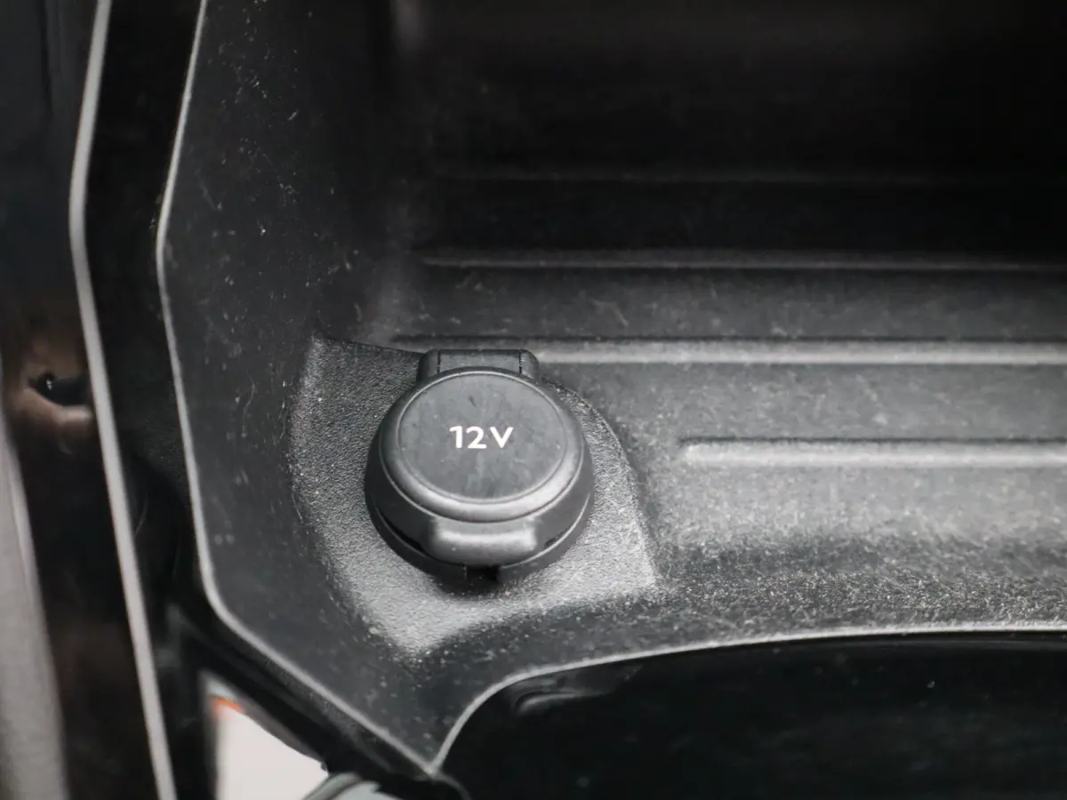 EV Active 50 kWh SOH 90% | Navigatie | Camera | Parkeersenoren | Apple Carplay/Android Auto | Climate Control