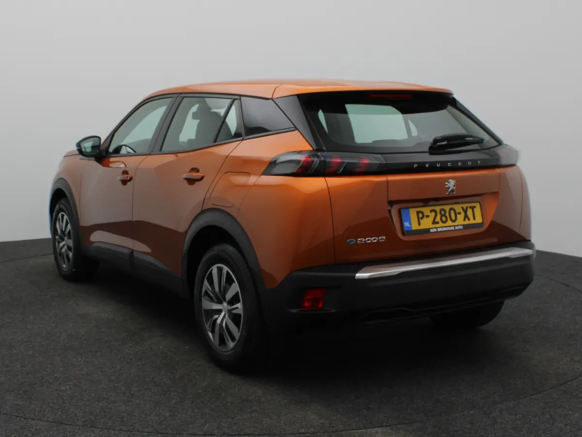EV Active 50 kWh SOH 90% | Navigatie | Camera | Parkeersenoren | Apple Carplay/Android Auto | Climate Control