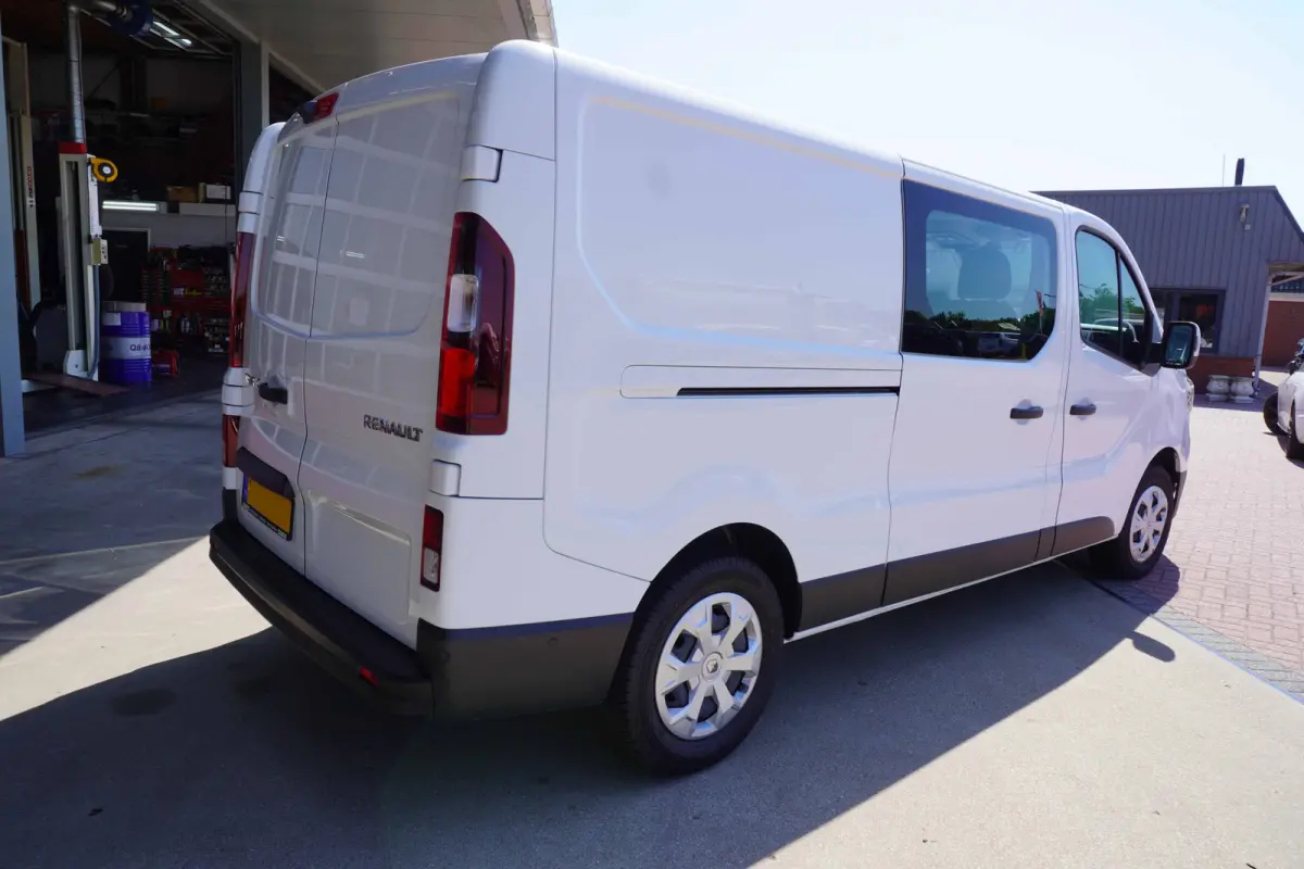 2.0 Blue dCi 150PK T29 L2H1 Advance DC Automaat nr. V042 | Climate | Cruise | Navi | Schuifdeur links en rechts
