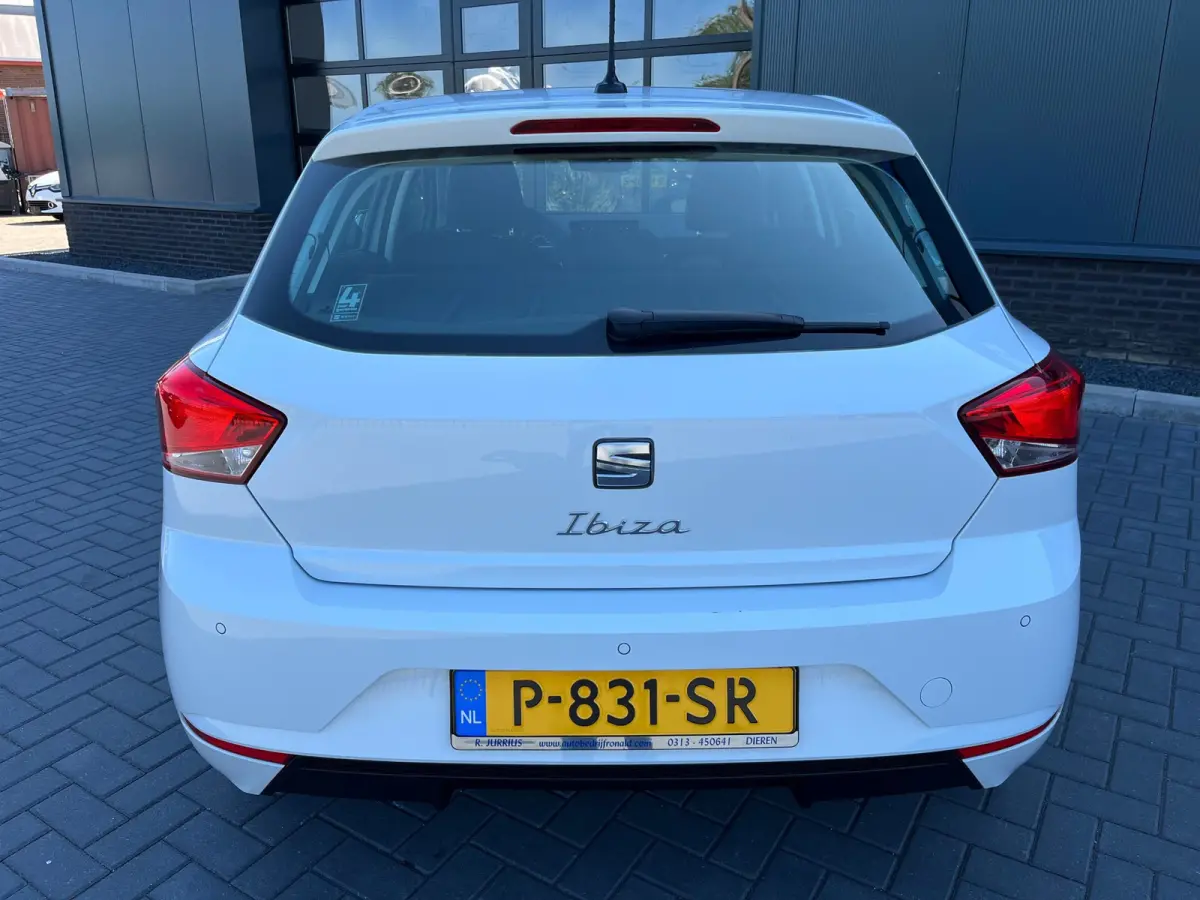 1.0 EcoTSI Style NL.Auto/Climatronic/Carplay/Cruise-control/1Ste Eigenaar/Dealer Onderhouden