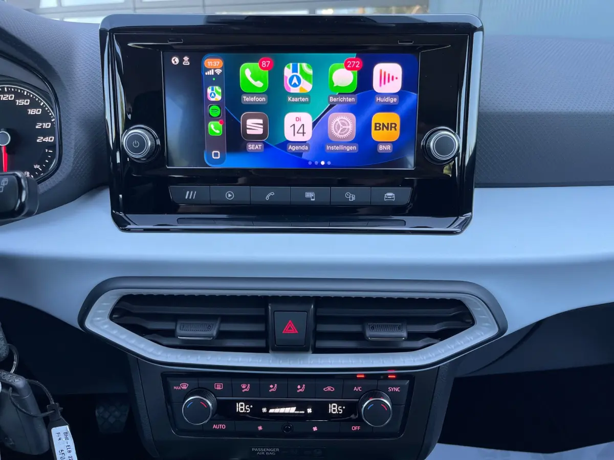 1.0 EcoTSI Style NL.Auto/Climatronic/Carplay/Cruise-control/1Ste Eigenaar/Dealer Onderhouden