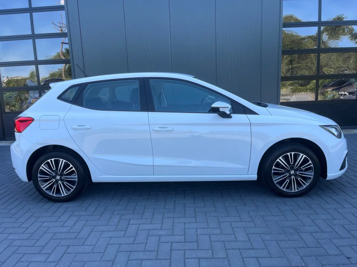 1.0 EcoTSI Style NL.Auto/Climatronic/Carplay/Cruise-control/1Ste Eigenaar/Dealer Onderhouden
