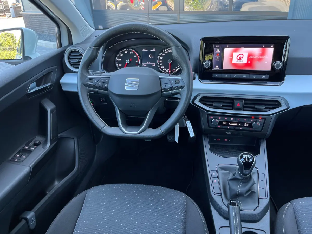 1.0 EcoTSI Style NL.Auto/Climatronic/Carplay/Cruise-control/1Ste Eigenaar/Dealer Onderhouden