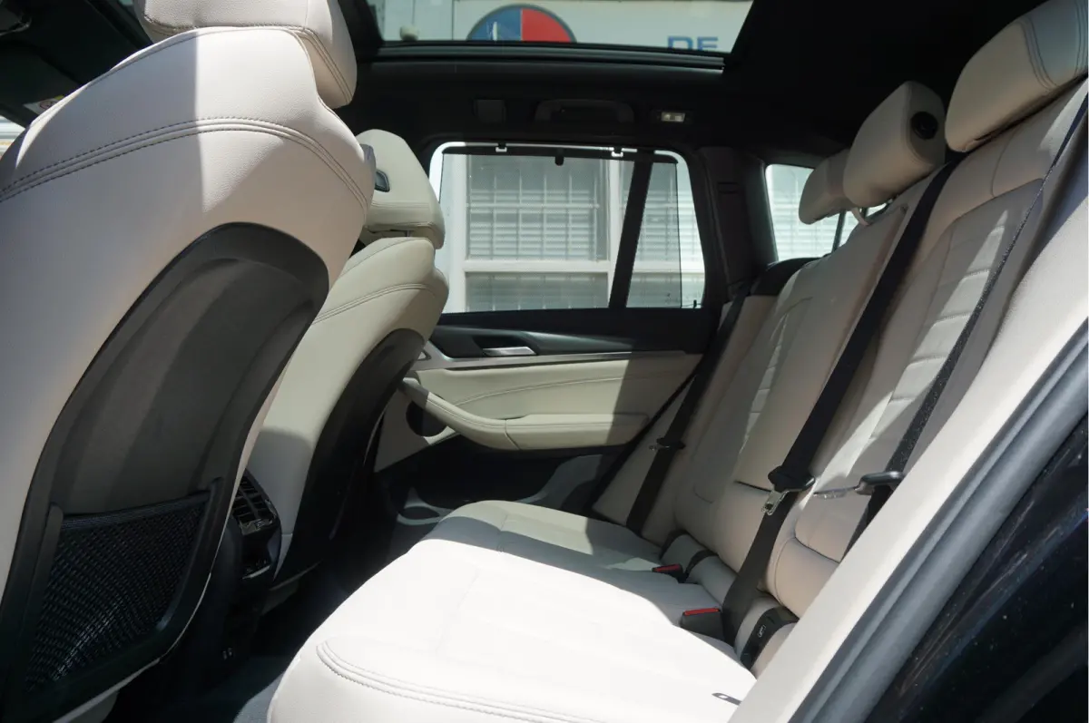 xDrive30e High Executive M-SPORT | Trekhaak | Panoramadak | Adaptive + Lane | BTW auto | Apple Carplay |