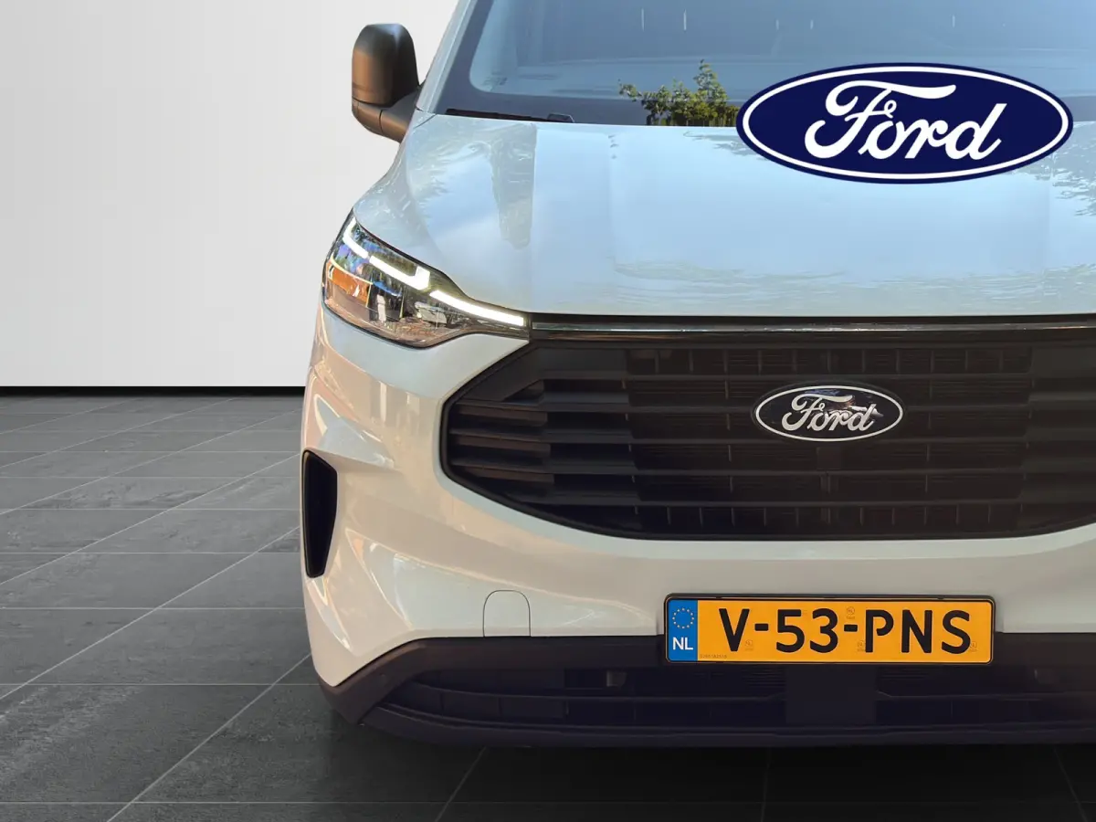 300 L2 Trend 136pk | L2 | Camera | Carplay | Schuifdeur Rechts |