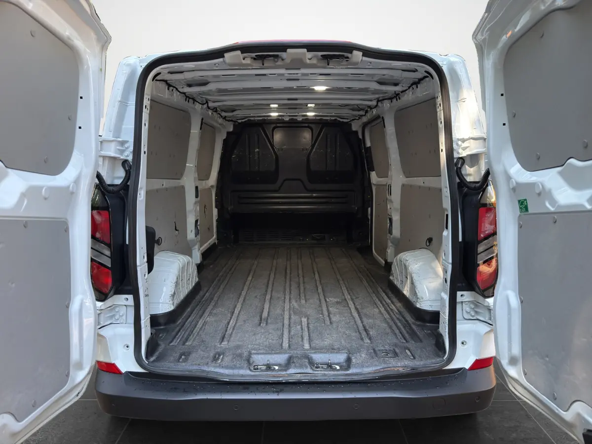 300 L2 Trend 136pk | L2 | Camera | Carplay | Schuifdeur Rechts |