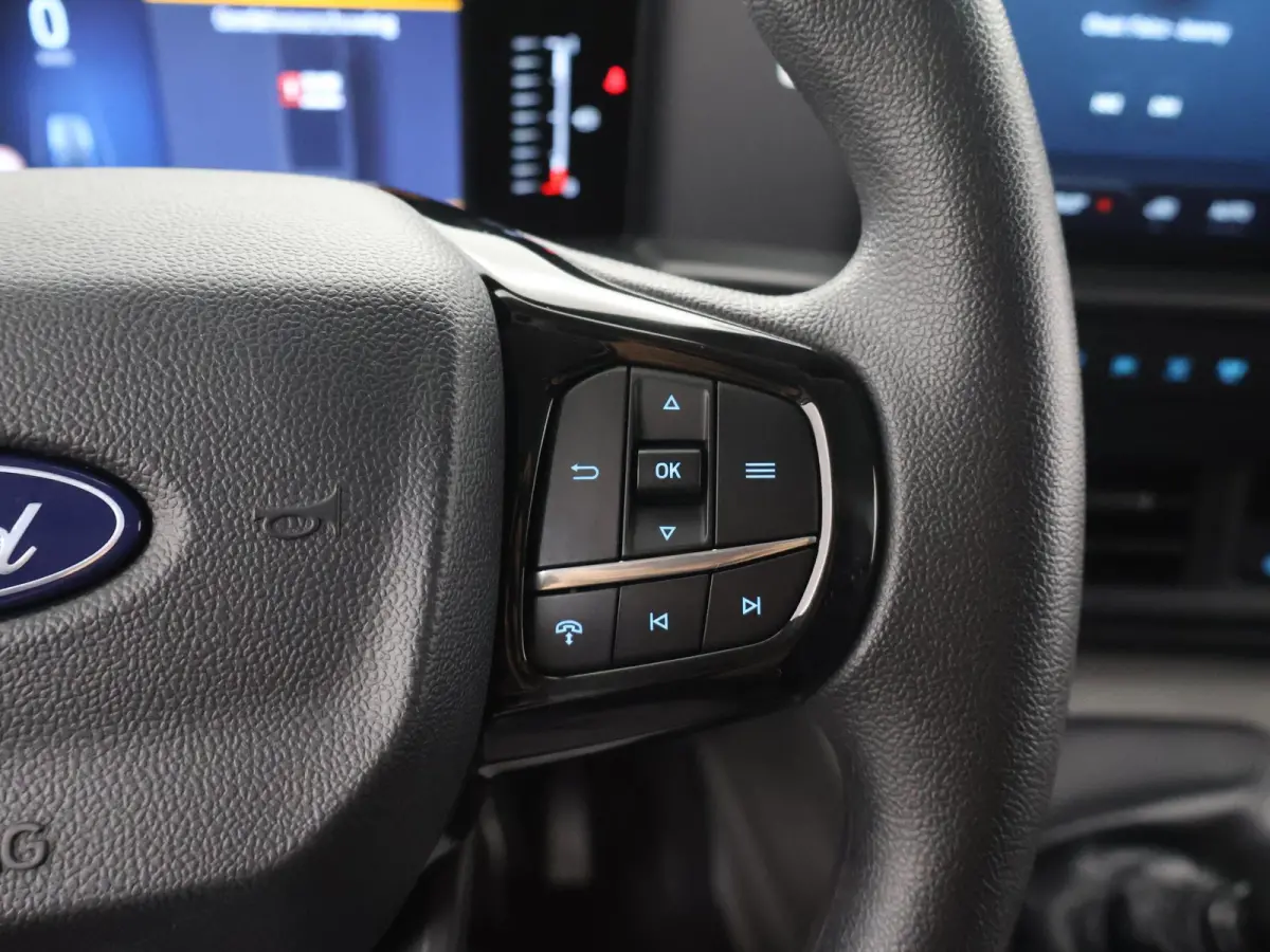 300 | 2.0 TDCI | L2 H1 | Trend | 3-zits | Parkeercamera | Cruise Control | Apple Carplay/Android Auto