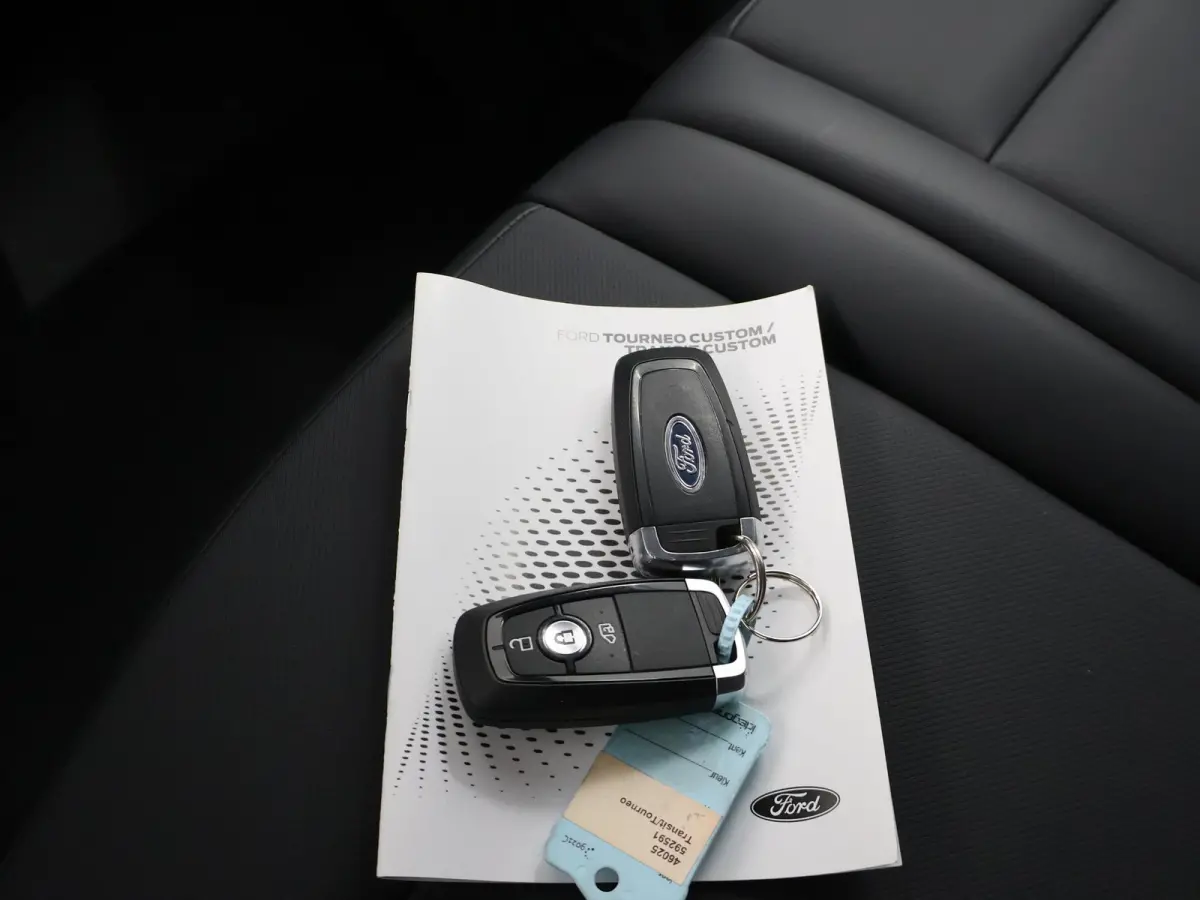 300 | 2.0 TDCI | L2 H1 | Trend | 3-zits | Parkeercamera | Cruise Control | Apple Carplay/Android Auto