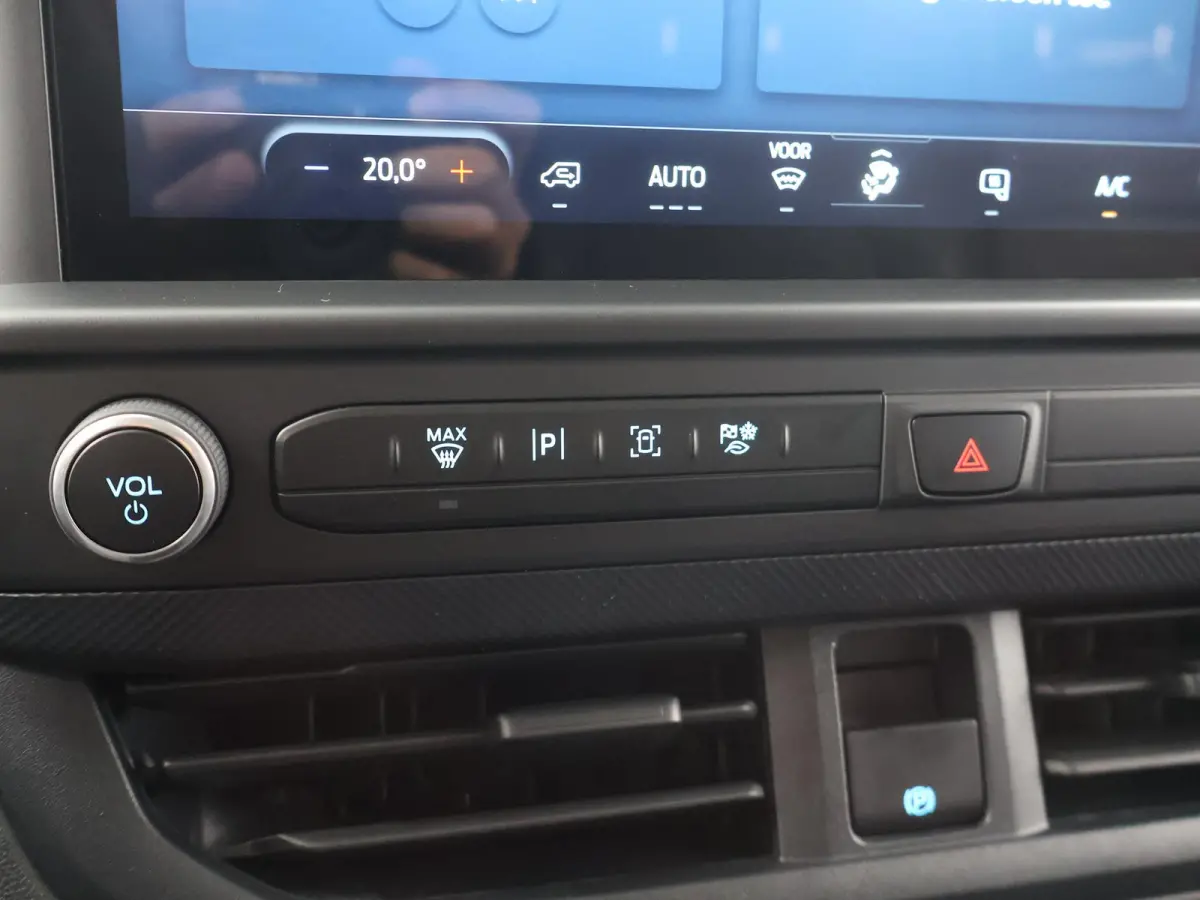 300 | 2.0 TDCI | L2 H1 | Trend | 3-zits | Parkeercamera | Cruise Control | Apple Carplay/Android Auto