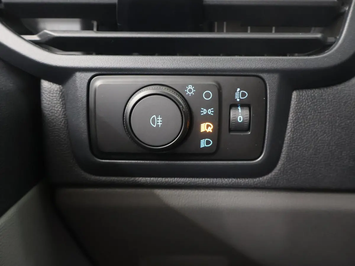 300 | 2.0 TDCI | L2 H1 | Trend | 3-zits | Parkeercamera | Cruise Control | Apple Carplay/Android Auto