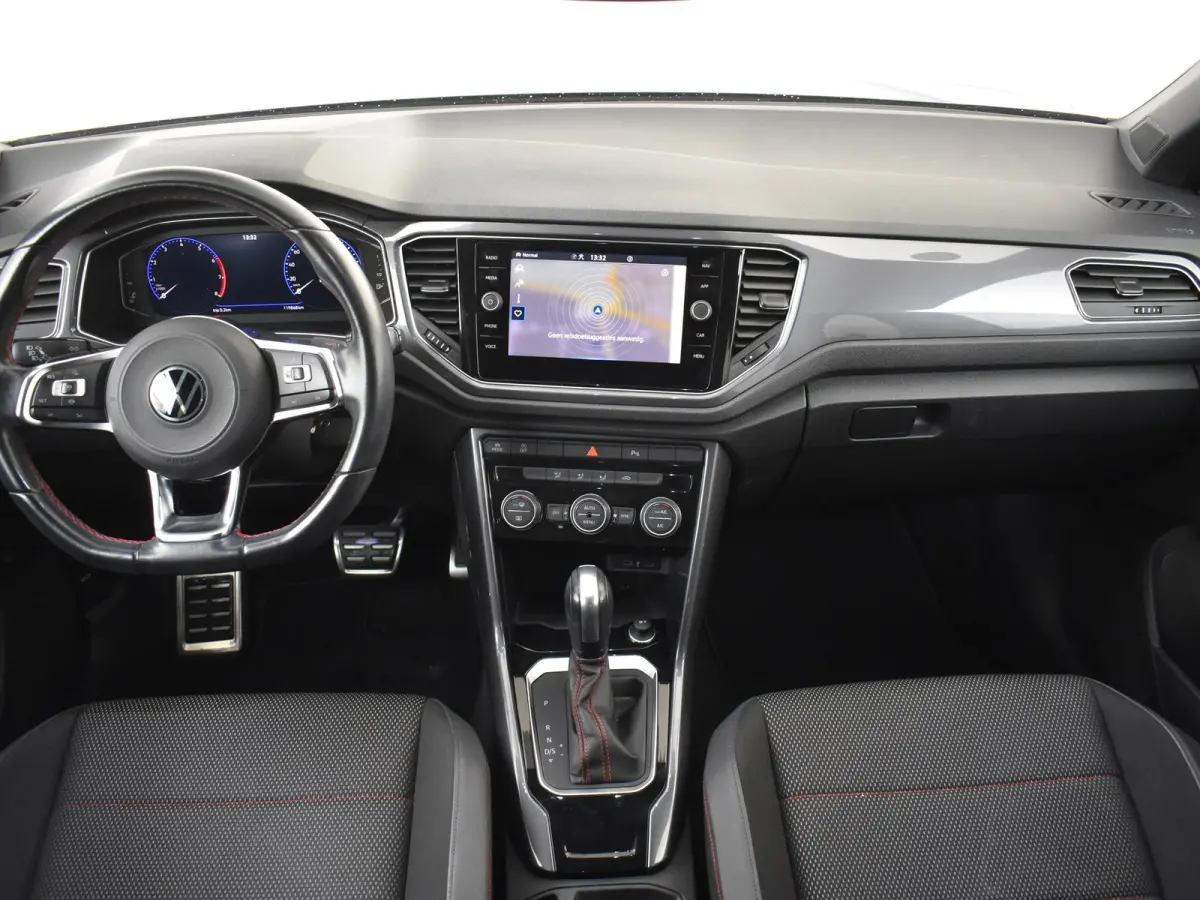 1.5 TSI Sport 150 pk DSG/AUTO | Dodehoekdetectie  | Navigatie | Adaptief cruise control | Camera achter |  17"LMV