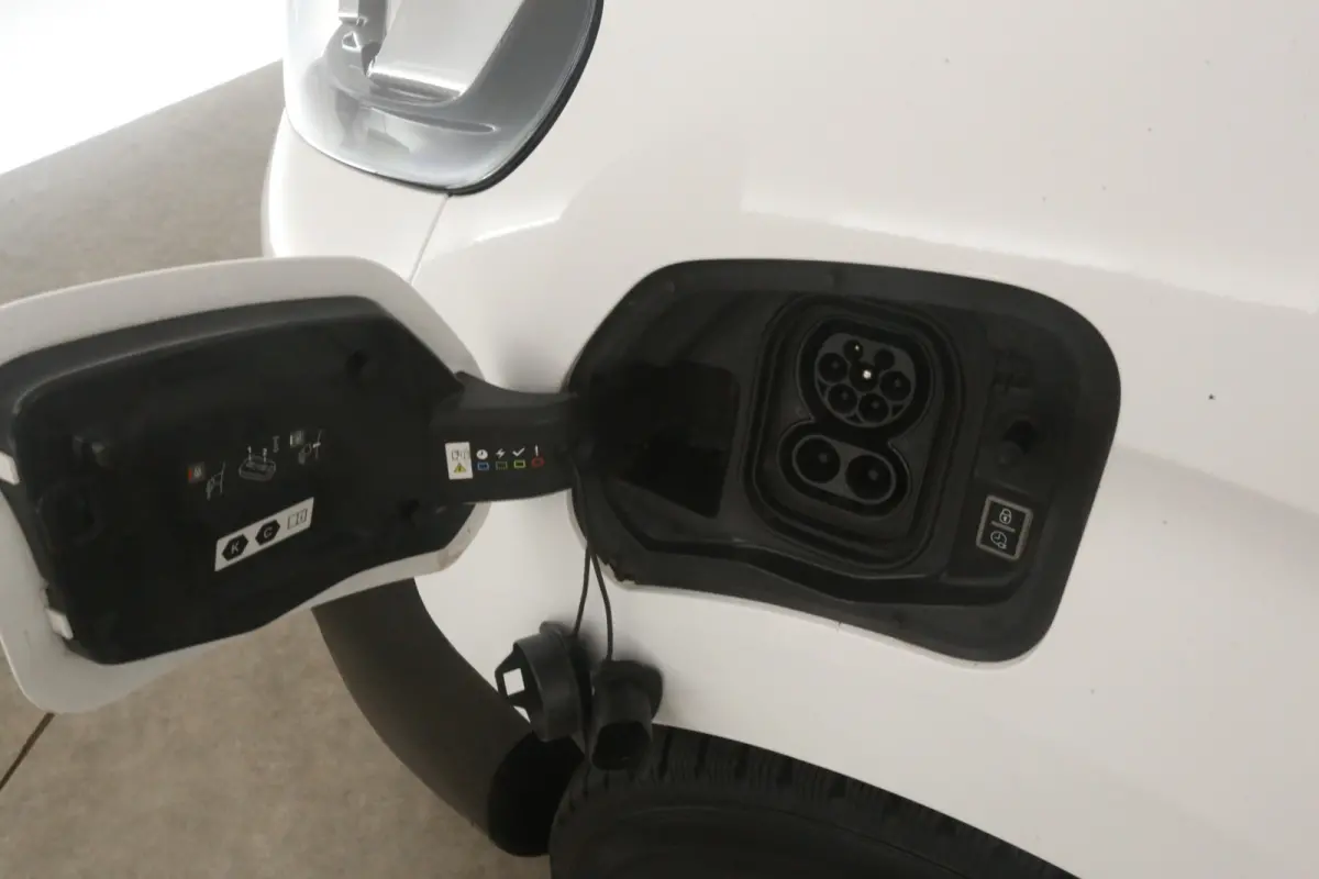 L2H1 75 kWh Long Range | Snelladen | SOH 87% | Airco | Cruise | 3 Zits | Carplay | Parkeersens.