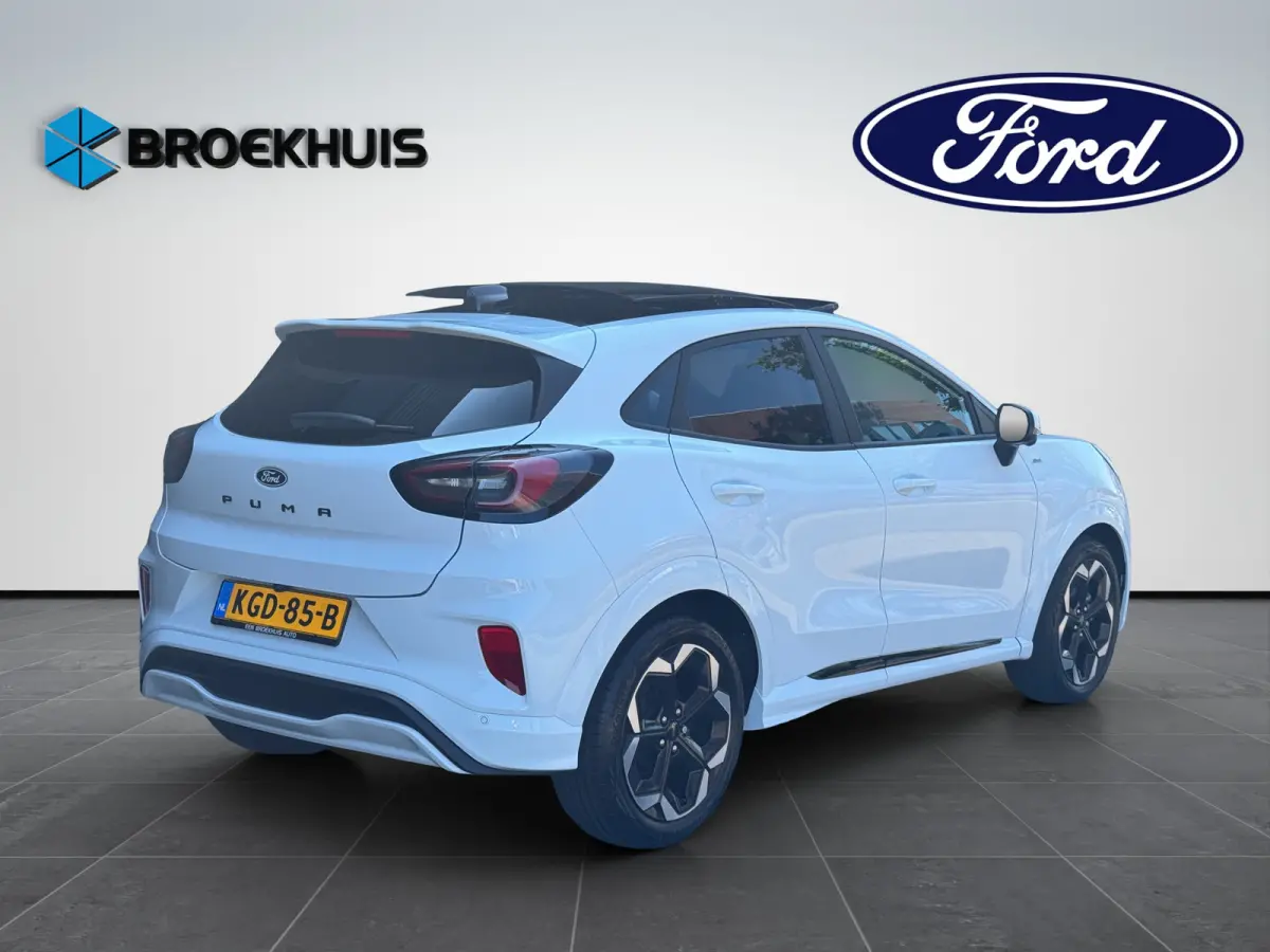 1.0 EcoBoost ST-Line X 125pk | Panoramadak | Driver Assistance- & Winter Pack | Elekt. Achterklep |