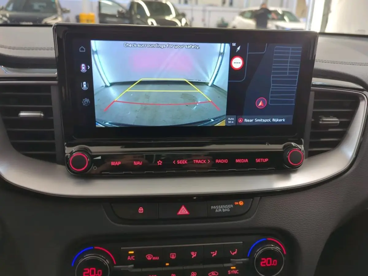 1.0 T-GDi GT-LINE I SCHUIF/KANTELDAK I APPLE CARPLAY I CLIMATE CONTROL I P-CAMERA