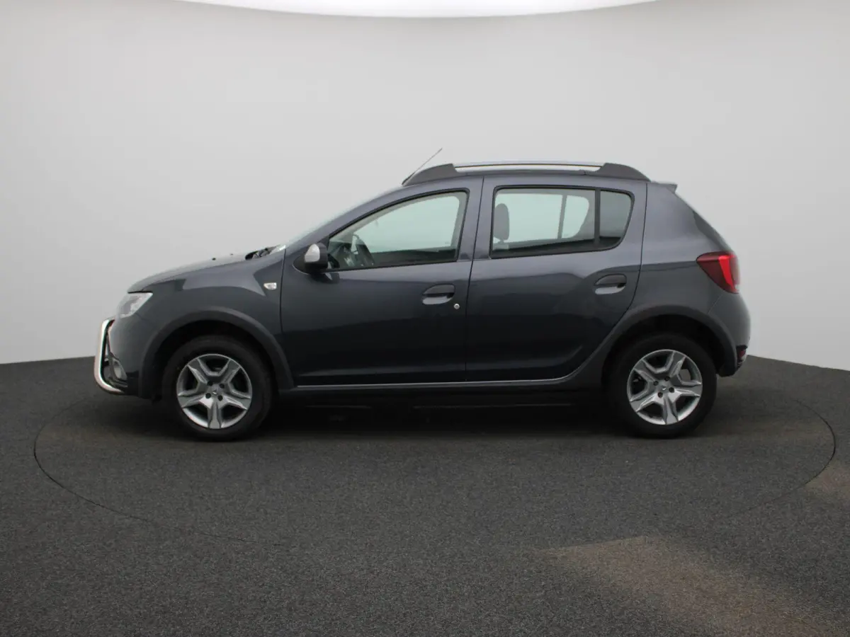 1.0 TCe 100 Plus | WORDT VERWACHT | NAVIGATIE | CRUISE CONTROL | AIRCO | MULTIFUNCTIONEEL STUURWIEL |