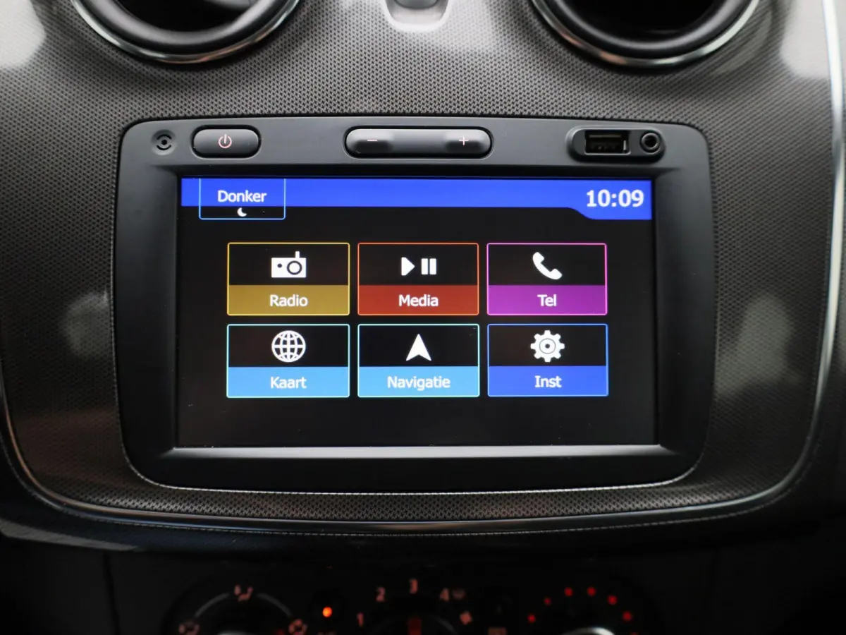 1.0 TCe 100 Plus | WORDT VERWACHT | NAVIGATIE | CRUISE CONTROL | AIRCO | MULTIFUNCTIONEEL STUURWIEL |