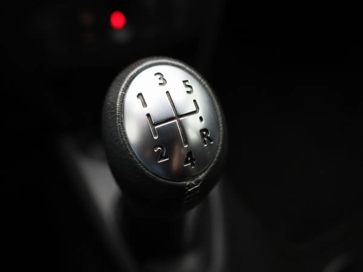 1.0 TCe 100 Plus | WORDT VERWACHT | NAVIGATIE | CRUISE CONTROL | AIRCO | MULTIFUNCTIONEEL STUURWIEL |