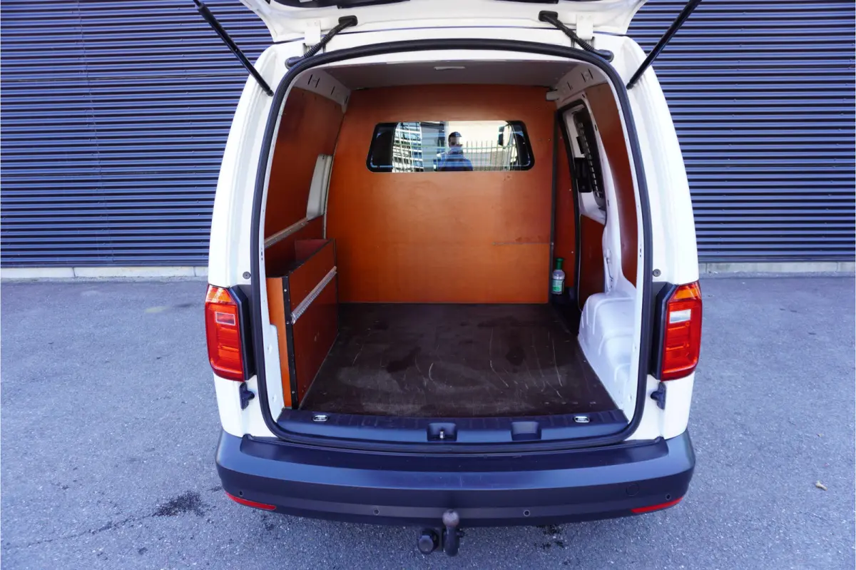123pk 4x4 4-motion L1 Trekhaak Navigatie Parkeersensoren Airco Cruise control