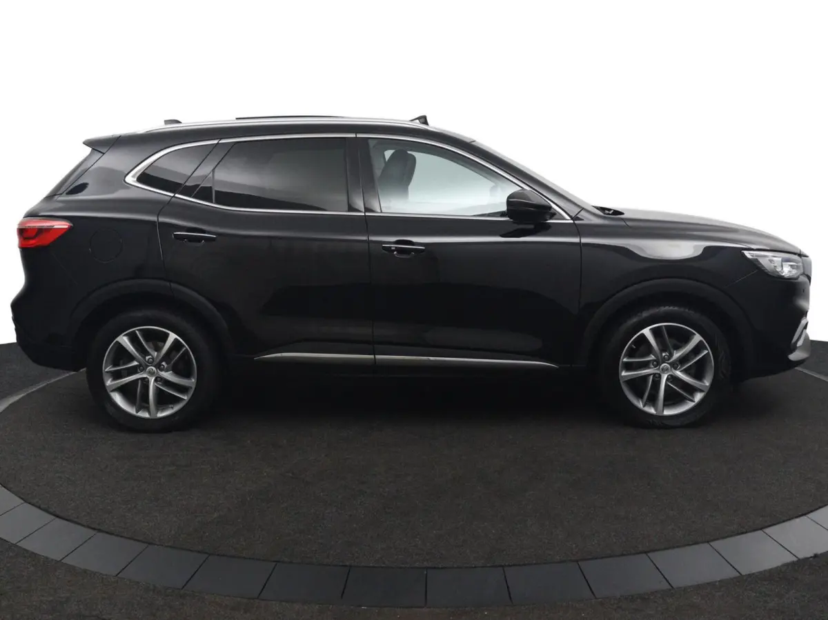 1.5 TGDI Luxury zwart, mooie wagen!